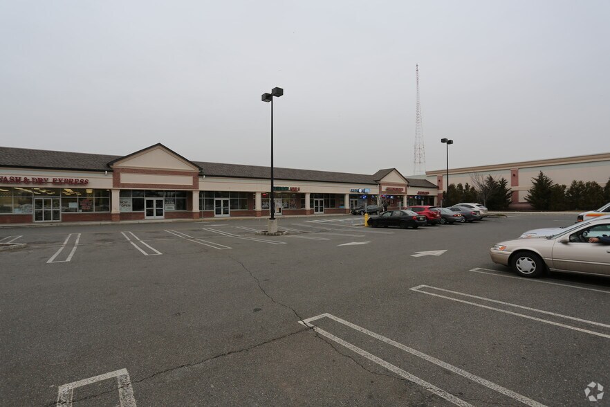 More Photos Of 1221 State Route 27, Somerset Supermarket For Lease