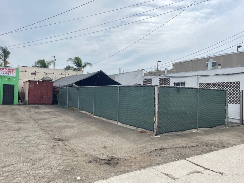 More Photos Of 1045 W Gardena Blvd, Gardena General Retail For Sale