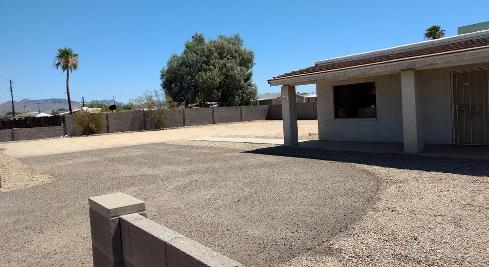 More Photos Of 1081 S Meridian Rd, Apache Junction Specialty For Sale