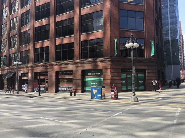 More Photos Of 180 N Wacker Dr, Chicago Loft Creative Space For Lease