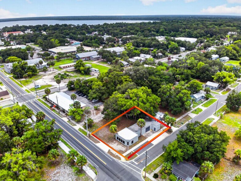 More Photos Of 1321 St Johns Ave, Palatka Service For Sale