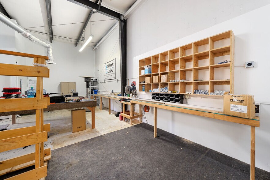 More Photos Of 708 Paso Robles St, Paso Robles Warehouse For Lease