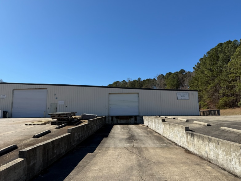 More Photos Of 1309 E Geer St, Durham Warehouse For Lease
