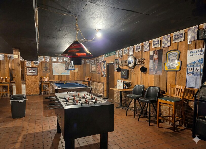 More Photos Of 4881 State Road 13 N, Saint Johns Bar For Sale