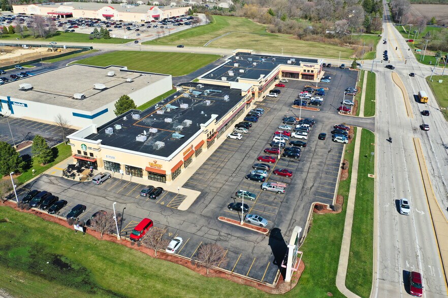 More Photos Of 3001-3061 N Perryville Rd, Rockford Unknown For Lease