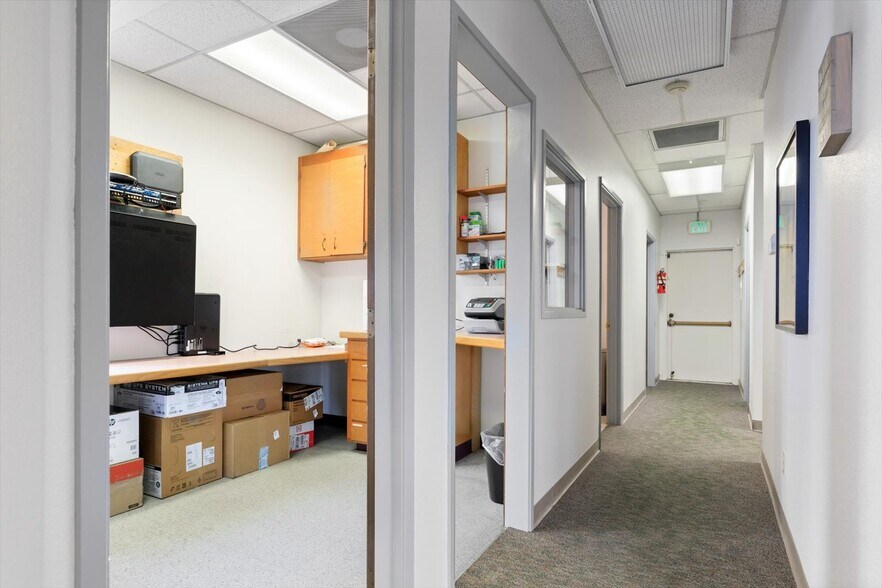 More Photos Of 5589 Harbor Road Rd, Freeland Office Residential For Sale