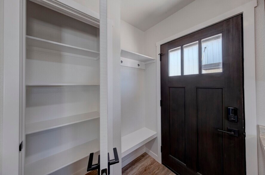 More Photos Of 744 E Loucks St, Sheridan Apartments For Sale