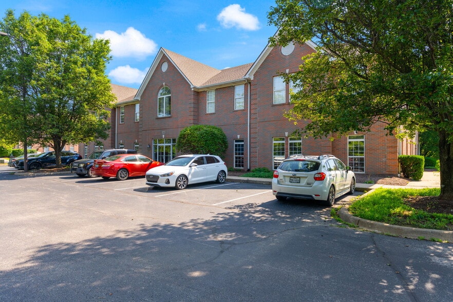 More Photos Of 3240 Office Pointe Pl, Louisville Office For Sale