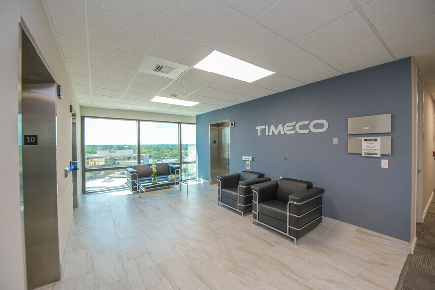 More Photos Of 1401 Manatee Ave W, Bradenton Office For Lease