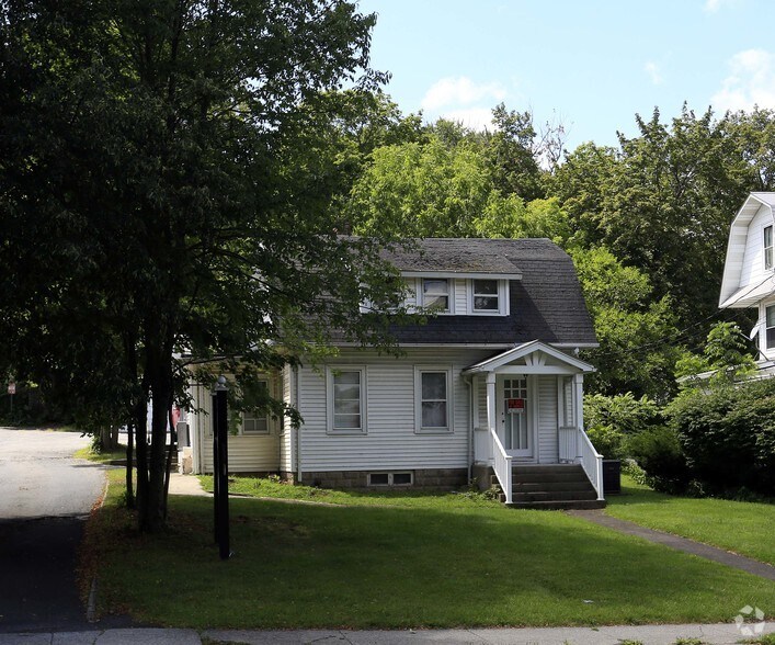 More Photos Of 673 State Route 17M, Monroe Office For Lease