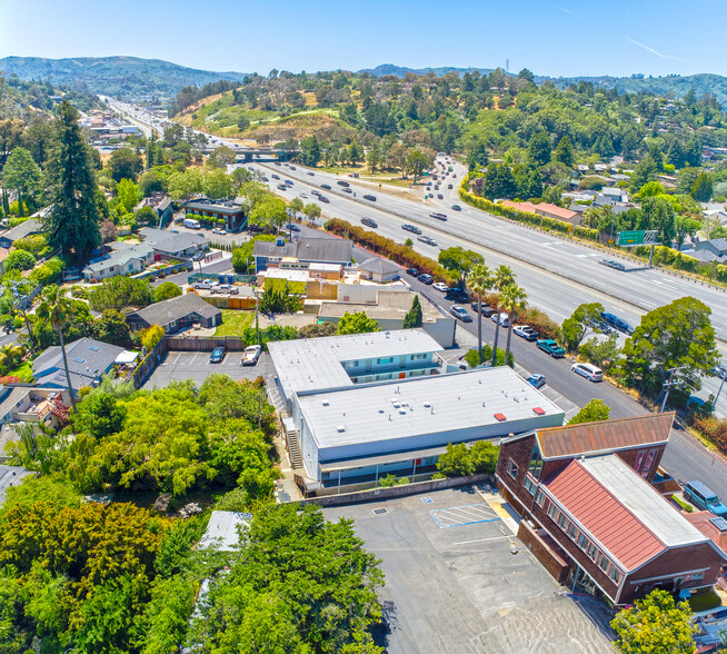 Primary Photo Of 1052 Redwood Hwy Frontage Rd, Mill Valley Apartments For Sale