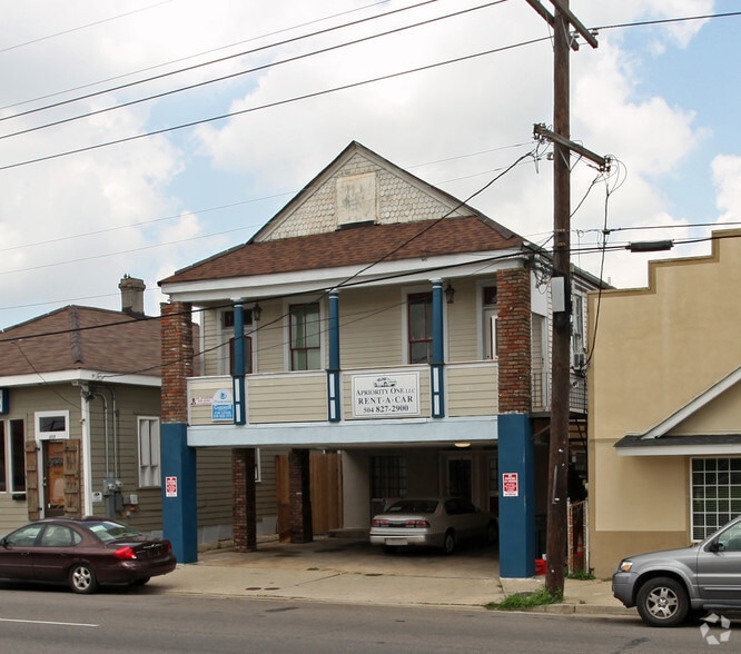 More Photos Of 211 S Broad St, New Orleans Storefront For Lease