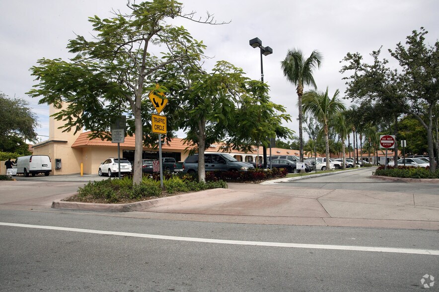 More Photos Of Harbor Dr @ Harbor Dr., Miami Unknown For Lease