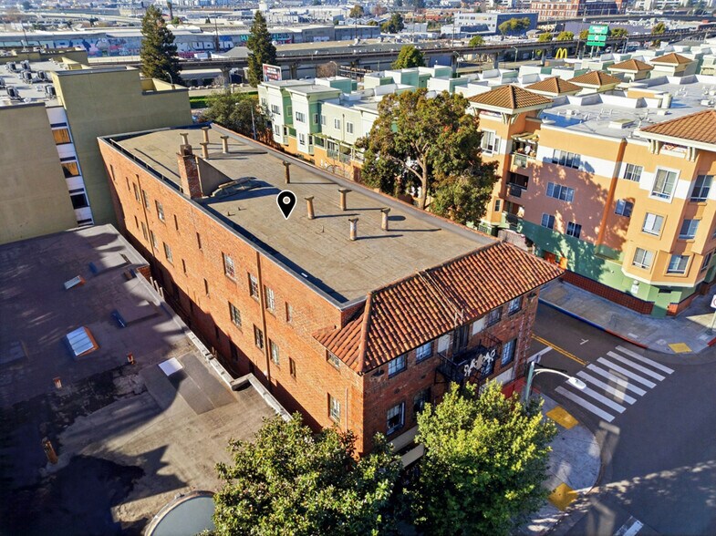 More Photos Of 1290 26th Ave, Oakland Apartments For Sale