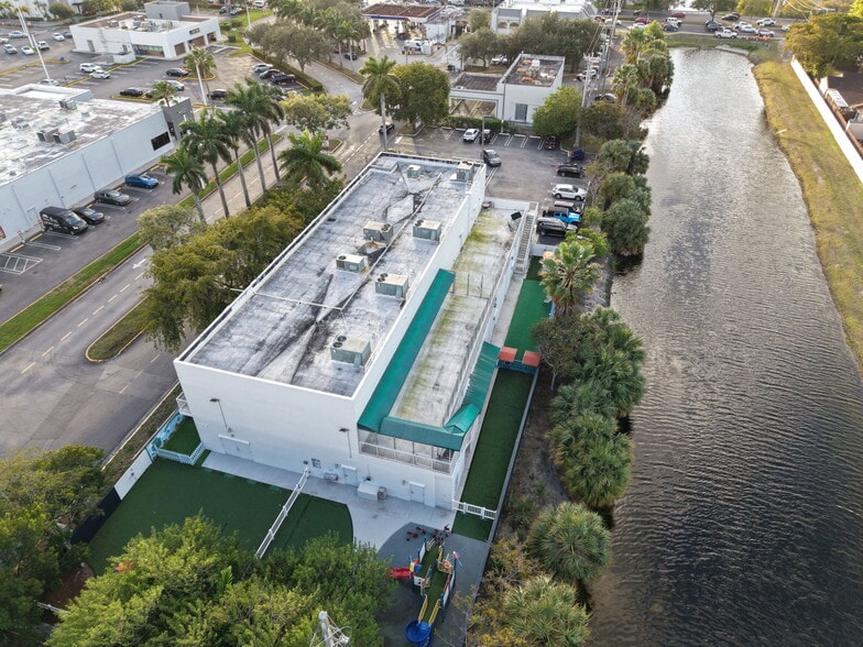 More Photos Of 6545 NW 169th St, Hialeah Medical For Sale