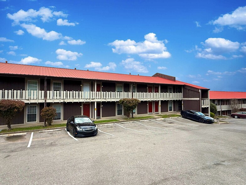 More Photos Of 2418 Green Springs Hwy, Birmingham Multifamily For Sale
