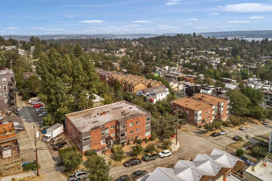 More Photos Of 2424 E Denny Way, Seattle Apartments For Sale