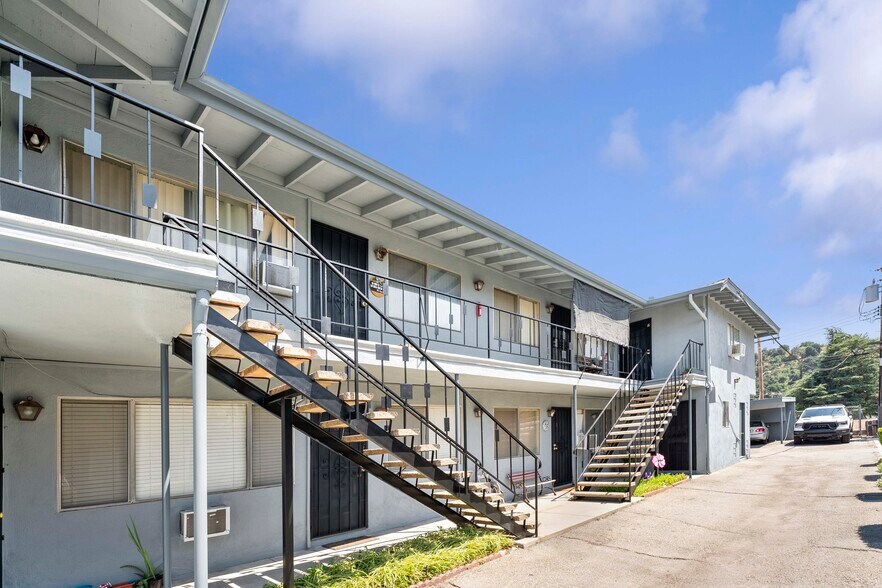 More Photos Of 568 E Colorado Ave, Glendora Apartments For Sale