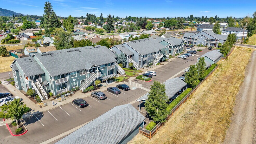 More Photos Of 2211 McKinney Ln, Lebanon Apartments For Sale
