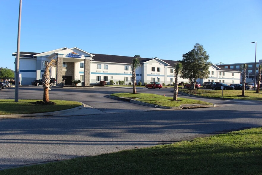 More Photos Of 7220 GA Highway 21, Port Wentworth Hotel For Sale