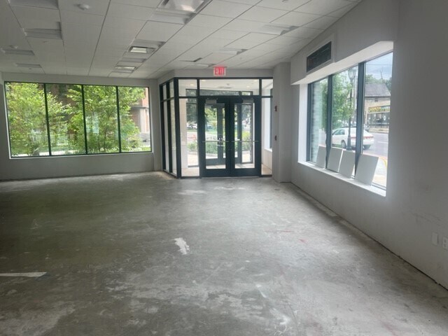 More Photos Of 135 Lexington Ave, White Plains Apartments For Lease