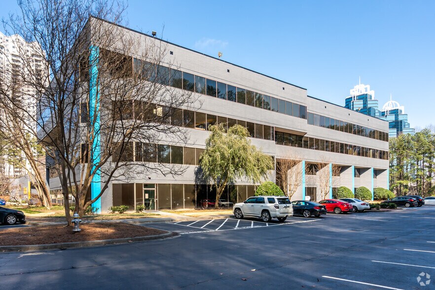 More Photos Of 5883 Glenridge Dr NE, Atlanta Unknown For Lease