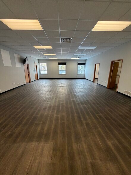 More Photos Of 4388 Gibsonia Rd, Gibsonia Warehouse For Lease