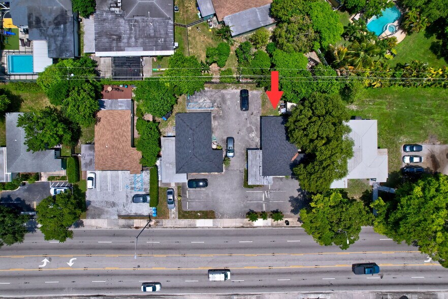 More Photos Of 16811 NE 6th Ave, North Miami Beach Office For Sale