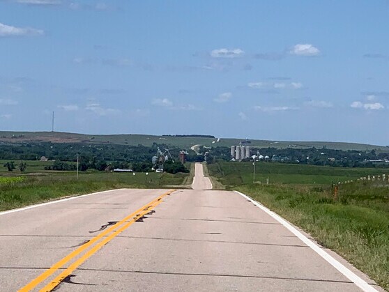 More Photos Of 105 N Main St, Sylvan Grove Restaurant For Sale