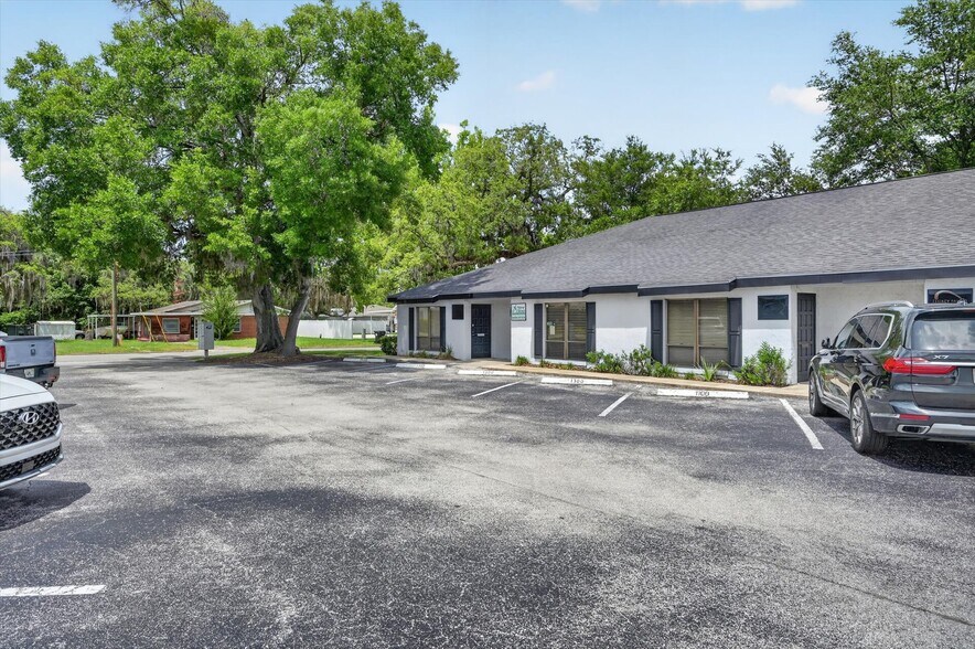 More Photos Of 7 W Main St, Apopka Office For Sale