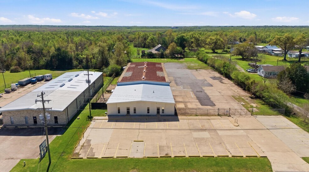 More Photos Of 2103 Coteau Rd, Houma Warehouse For Lease