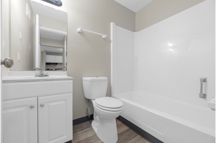 More Photos Of 140 Wood St, Mansfield Apartments For Sale