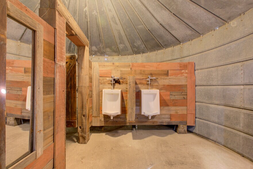 More Photos Of 9194 CA-152, Dos Palos Land For Sale