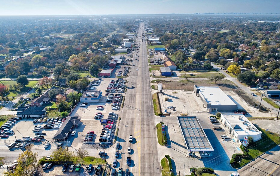 More Photos Of 1111 Spencer Hwy, South Houston Unknown For Lease