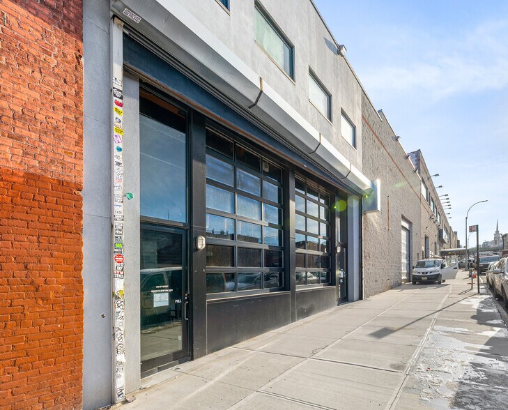 More Photos Of 215 47th St, Brooklyn Warehouse For Lease