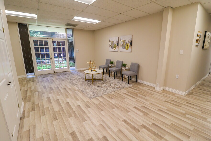 More Photos Of 13131 Champions Dr, Houston Medical For Lease