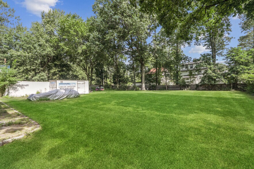 More Photos Of 35 Belden Pl, Montclair Loft Creative Space For Sale