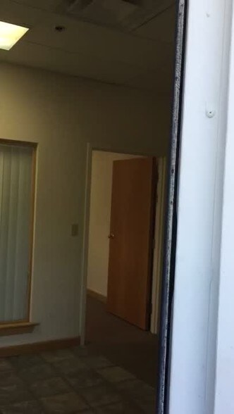 Primary Photo Of 1818 W Lindsey St, Norman Unknown For Lease