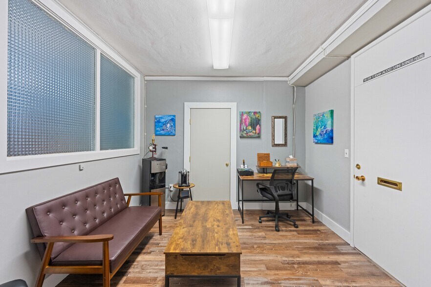 More Photos Of 340 Central Ave, Coos Bay Medical For Sale