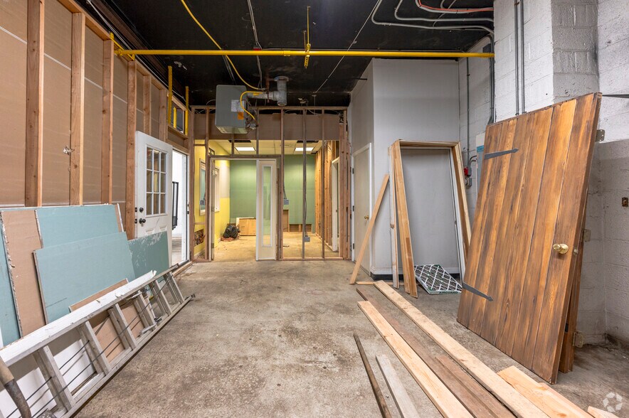 More Photos Of 225 Main St, Norwalk Manufacturing For Sale