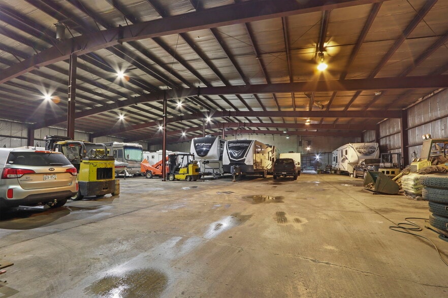 More Photos Of 1346 54th St, Kenosha Warehouse For Sale