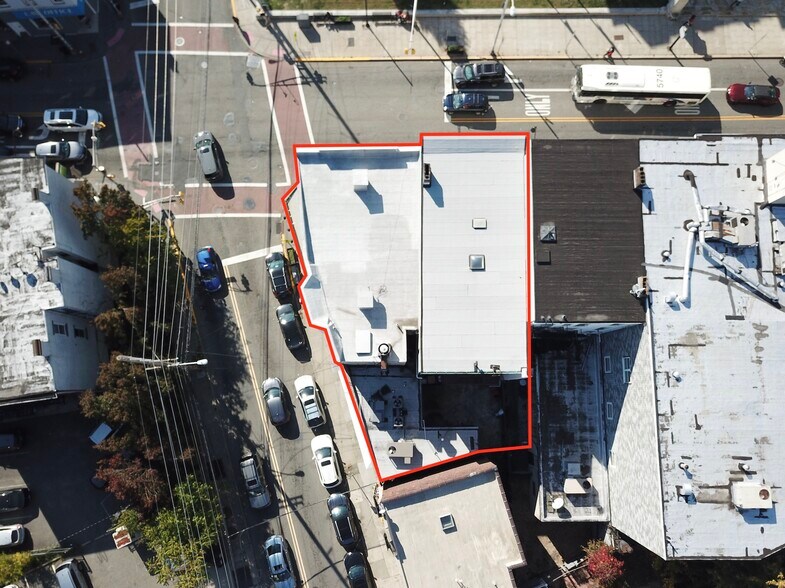 More Photos Of 564-566 Newark Ave, Jersey City Storefront Retail Residential For Sale