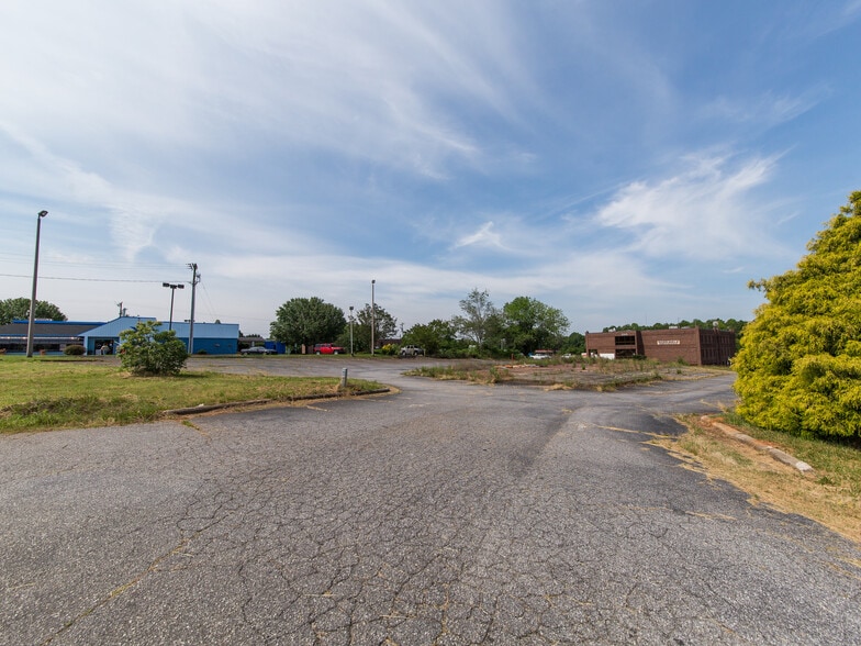 More Photos Of 3362 15th Ave Blvd SE, Conover Land For Lease