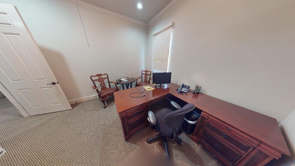 More Photos Of 5507 Louetta Rd, Spring Medical For Sale