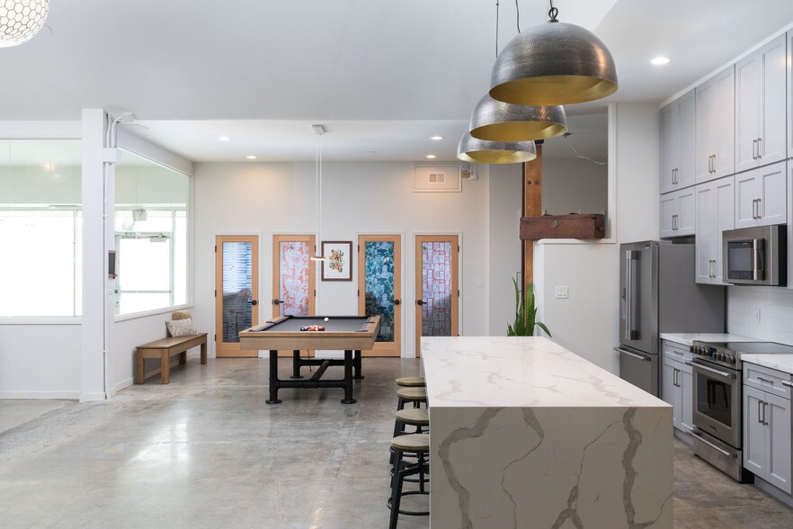 More Photos Of 4200 Broadway, Oakland Office For Lease