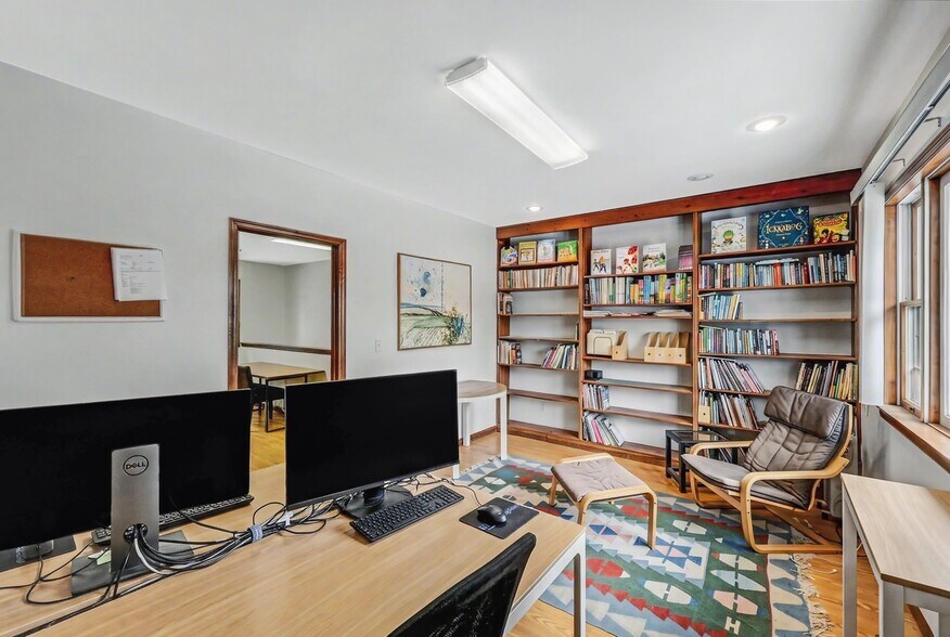 More Photos Of 15924 PA-407 Sr, Fleetville Office For Sale