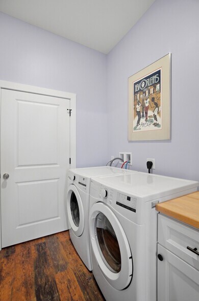 More Photos Of 110 W Main St, Deshler General Retail For Sale