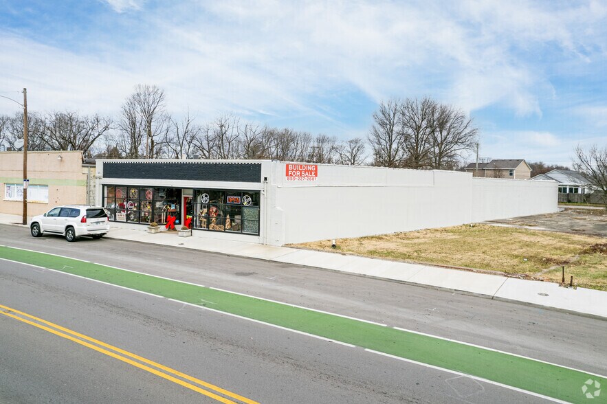 More Photos Of 507 E 3rd St, Lexington Warehouse For Sale