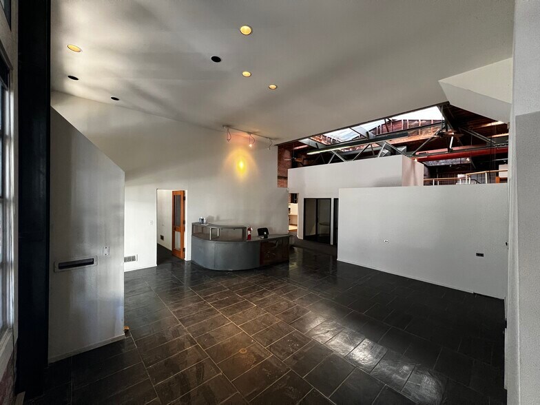 More Photos Of 1349 Larkin St, San Francisco Office For Sale