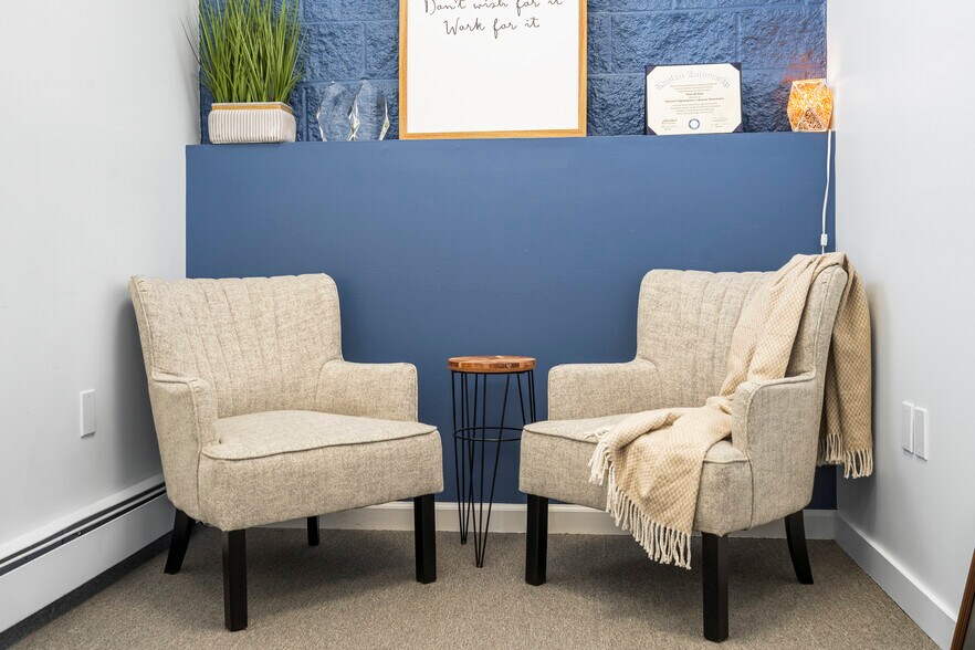 More Photos Of 395 Sabattus St, Lewiston General Retail For Sale